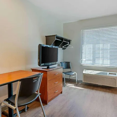 Extended Stay America Select Suites - Indianapolis - Lawrence Fishers Exterior photo